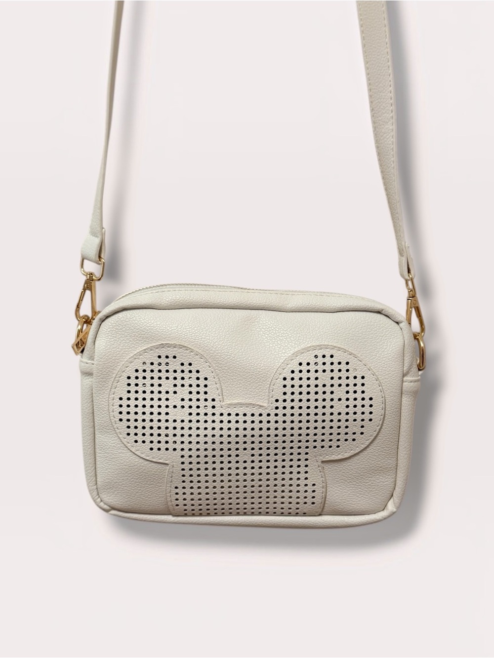 Darling Dream Co White Mouse Pin Display Crossbody Bag Purse Gold Hardware